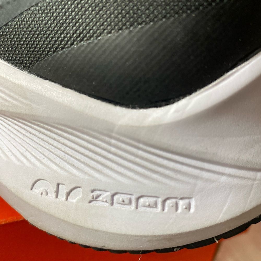 Nike Zoom Winflo 7 Running Shoes | Cj0302 | Black/White/Anthracite - Picture 5 of 10